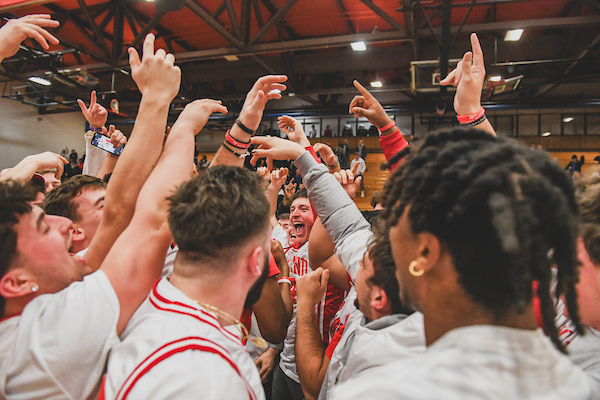 Men's Basketball Celebrating