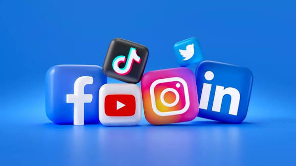 social media logos lined up from left to right : Facebook, Youtube, Instagram, linked in. Two smaller cubes rest on top: Tiktok and X (Formerly Twitter)