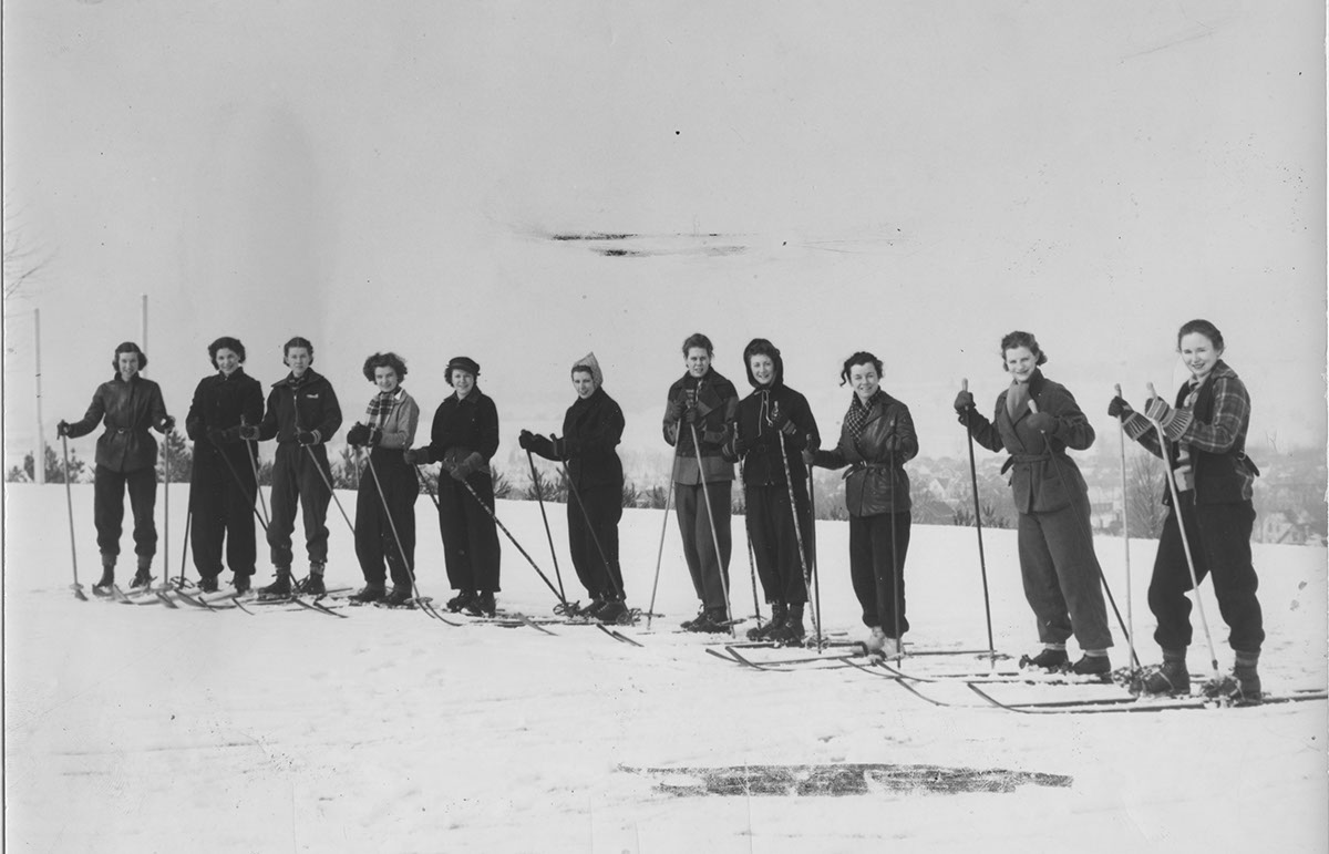 female students skiing